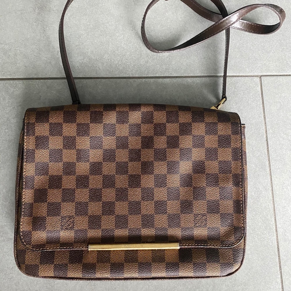 Louis Vuitton Crossbody